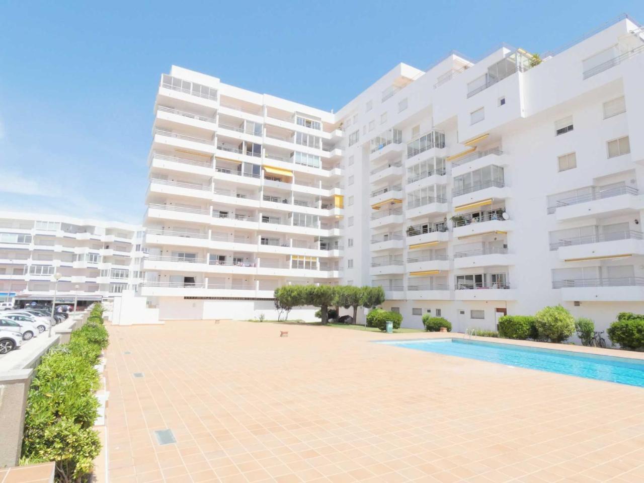 Mare Nostrum 132 Росас Экстерьер фото